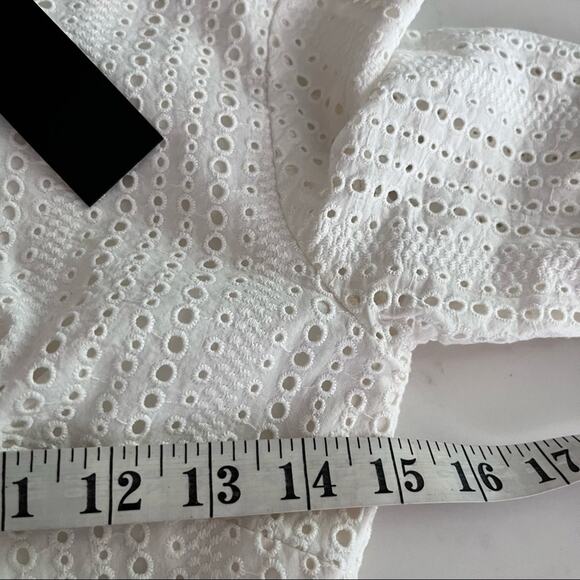 Banana Republic White Eyelet Ruffle Trim Dress Size 0  NWT - Picture 8 of 13